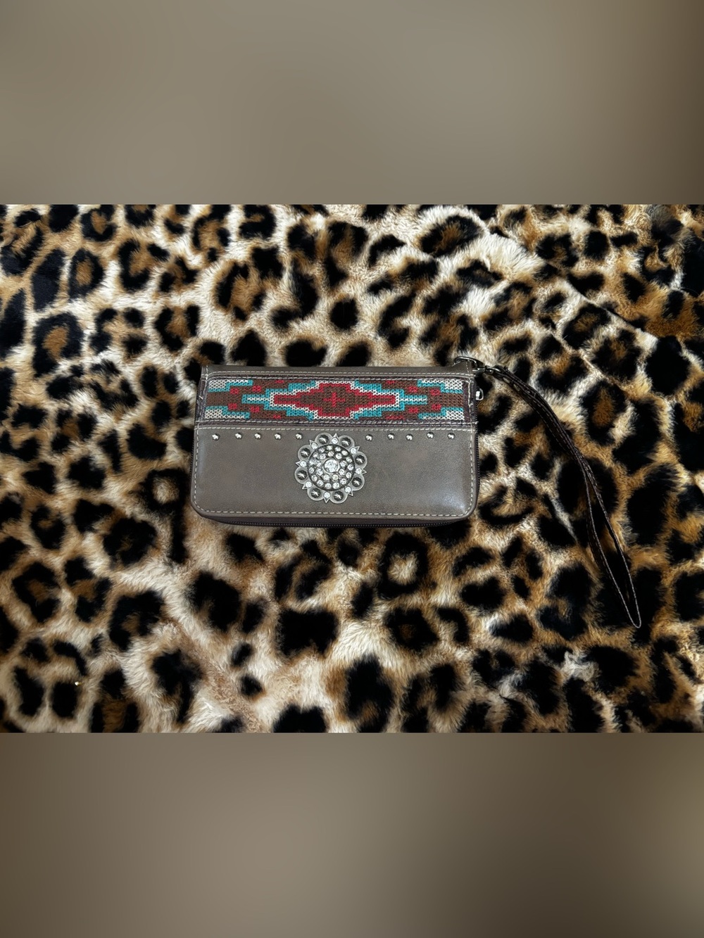 Brown Western Rhinestone Aztec-Accent Wristlet Wallet